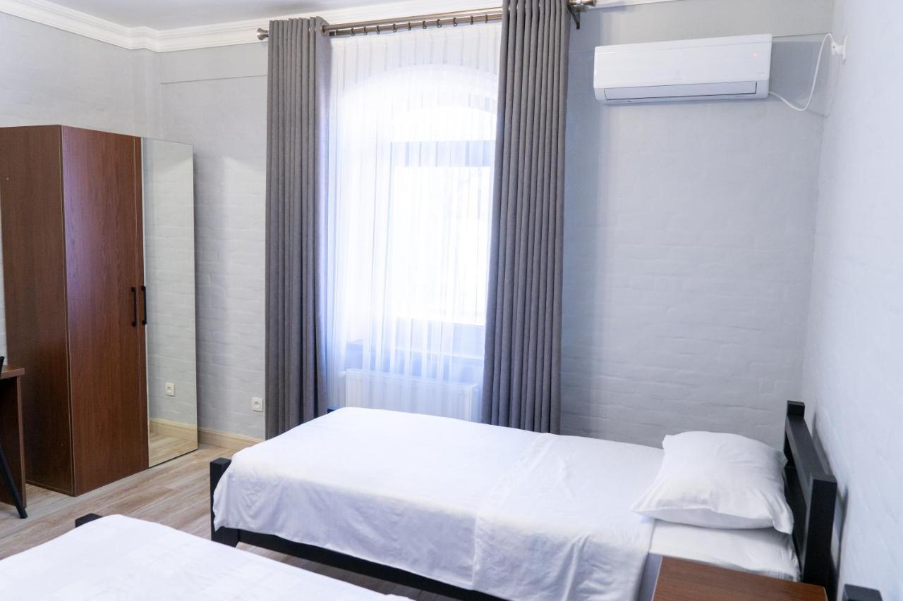 Nest Inn Tasjkent Exteriör bild