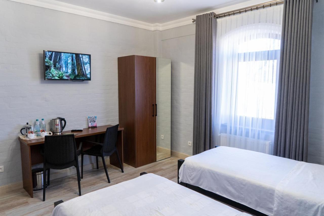 Nest Inn Tasjkent Exteriör bild