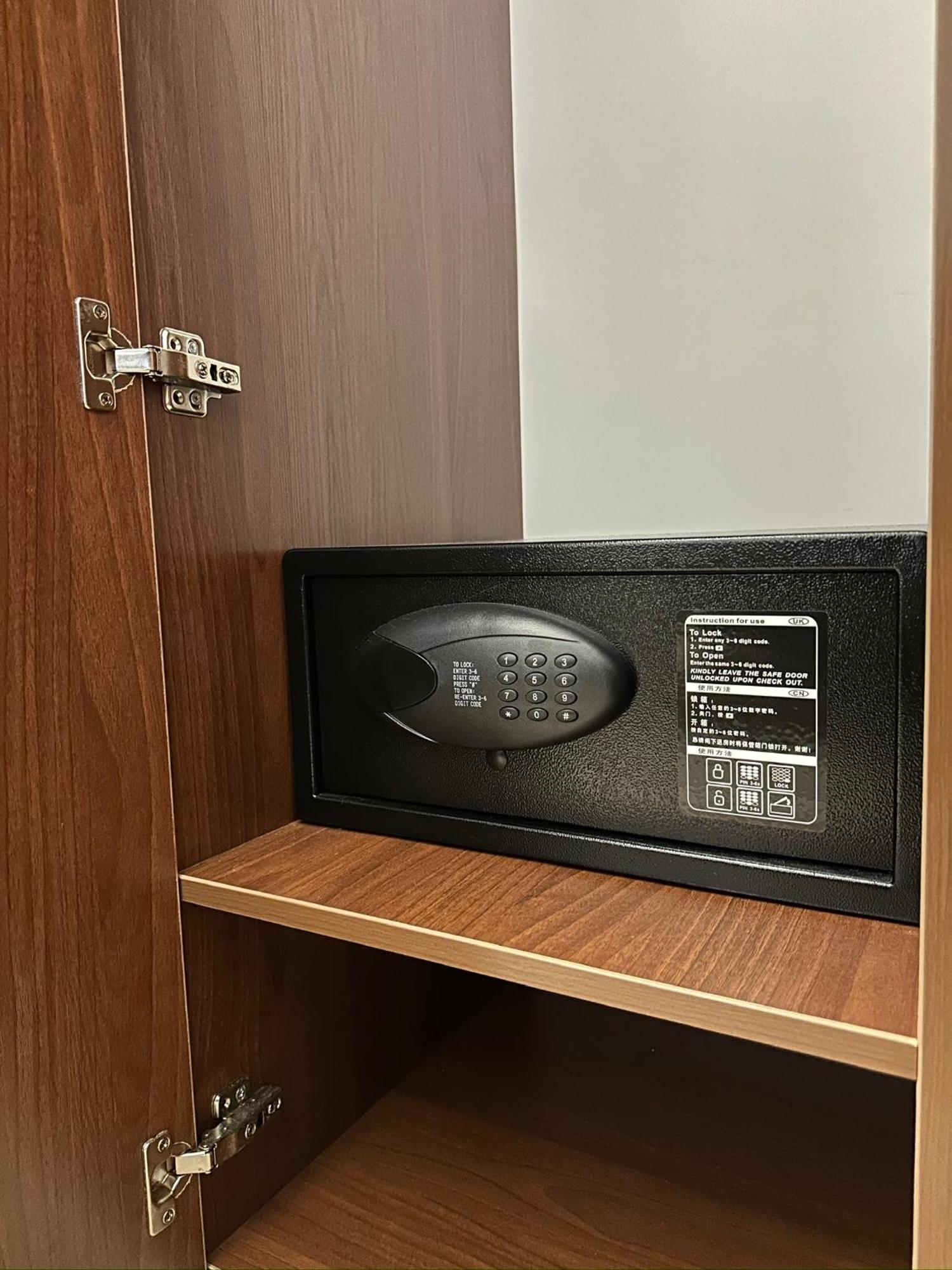 Nest Inn Tasjkent Exteriör bild